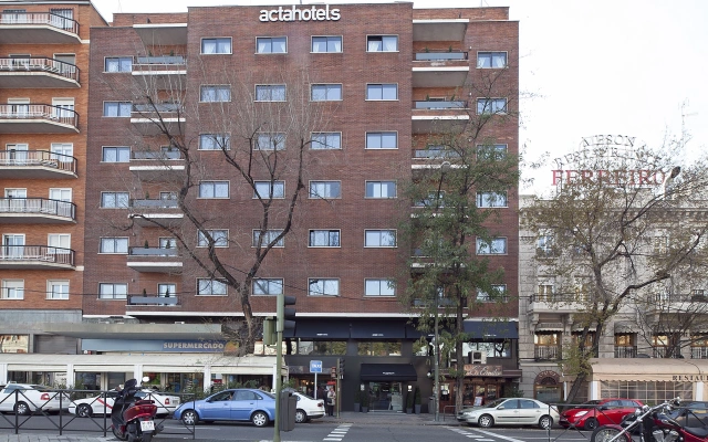 Hotel Acta Madfor